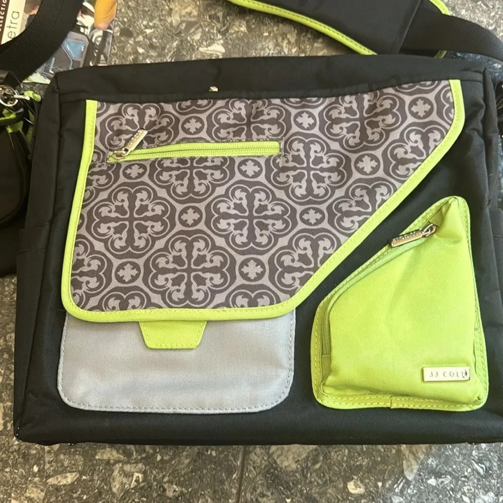 JJ Cole black/lime/gray pattern multi compartment… - image 2